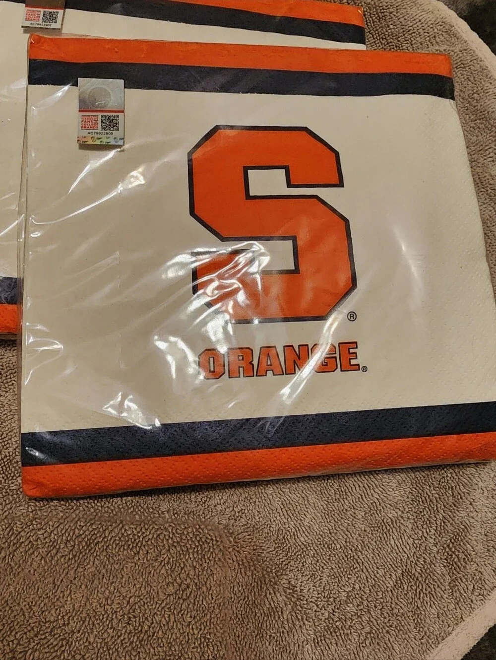 Syracuse Univerity Papergoods Set